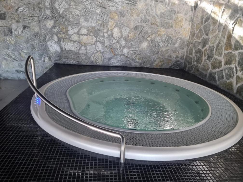Apartment A2 Domitu Z Basenem, Sauna, Jacuzzi - 5d *